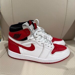 Size 8.5 - Jordan 1 Retro High “Heritage” 555088-161